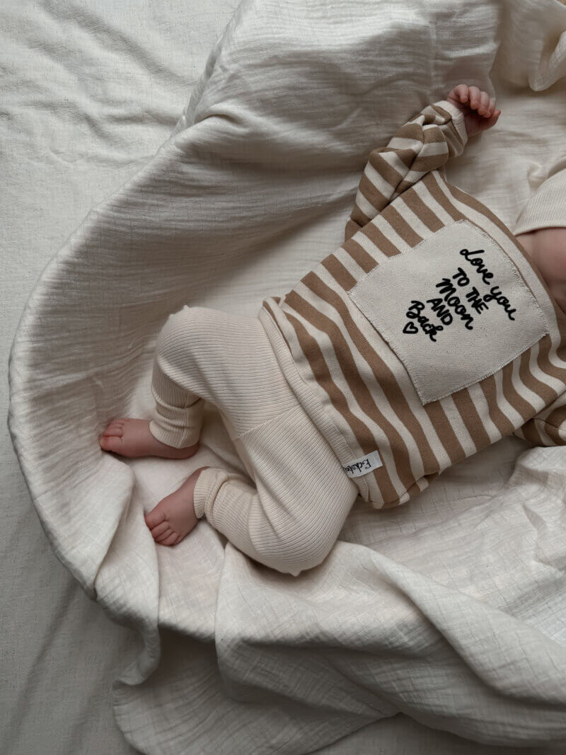 „love you to the moon“ Streifen Sweater – Bild 5