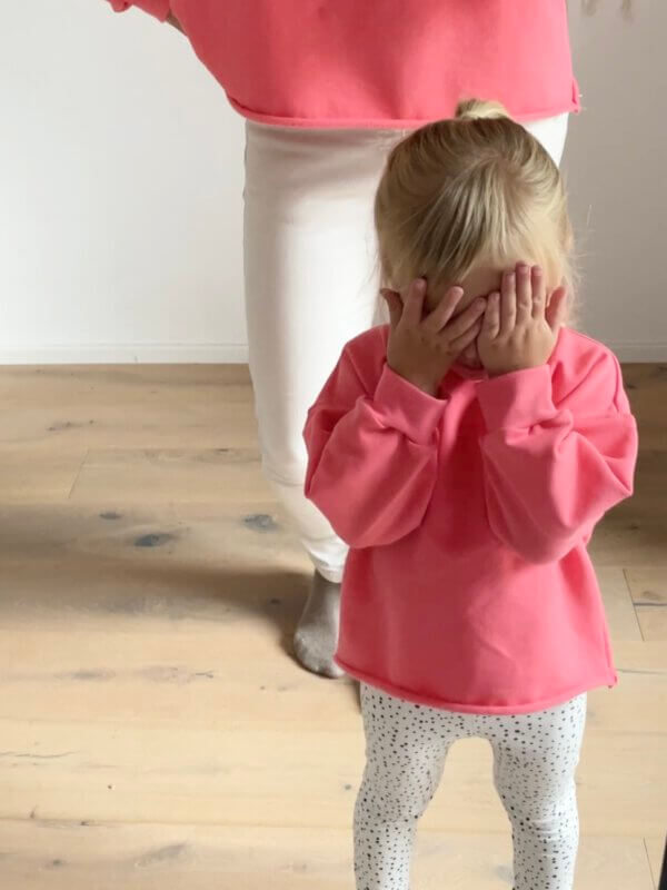 Kids Sweater coral pink „roll up“